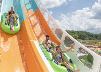 The Edge Watercoaster view of the riders in tubes in both lanes for website gallery